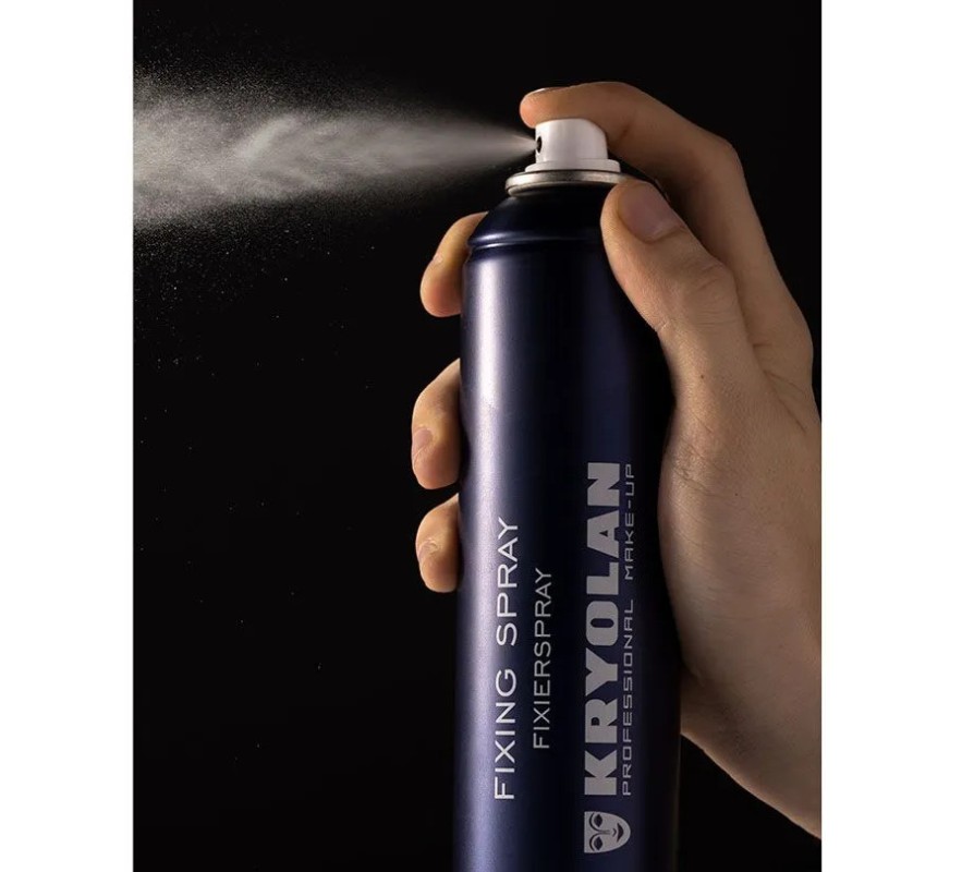 Фото: архивы пресс-службы KRYOLAN. Фиксатор для макияжа и грима Fixing Spray 