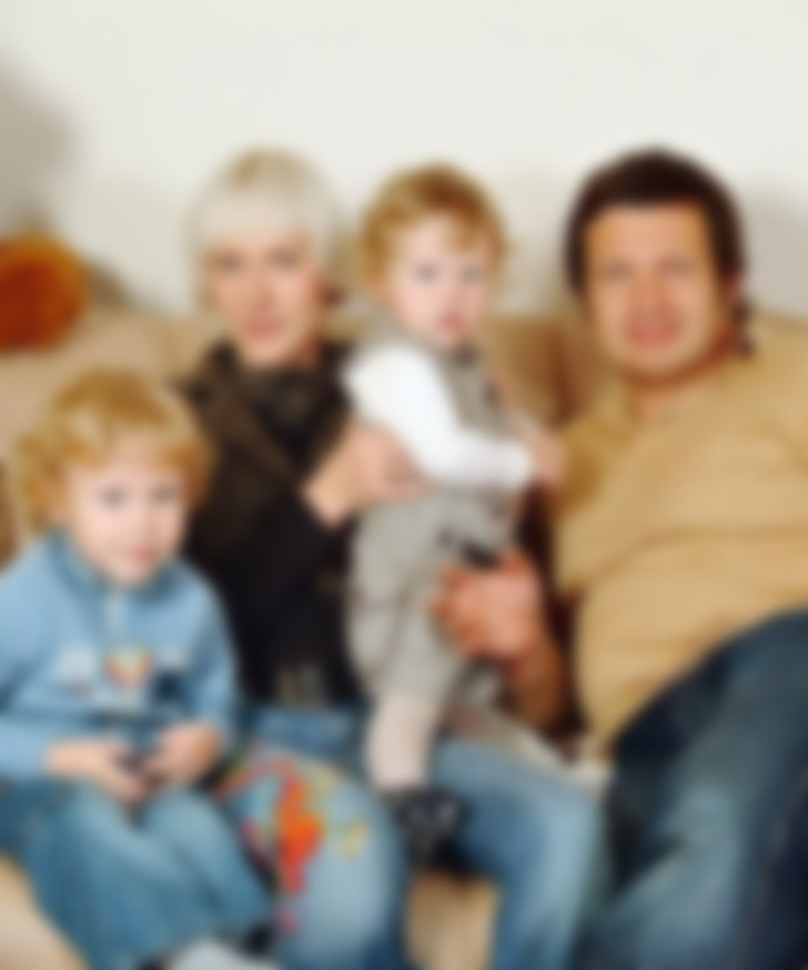 Денис лебедев семья жена дети фото